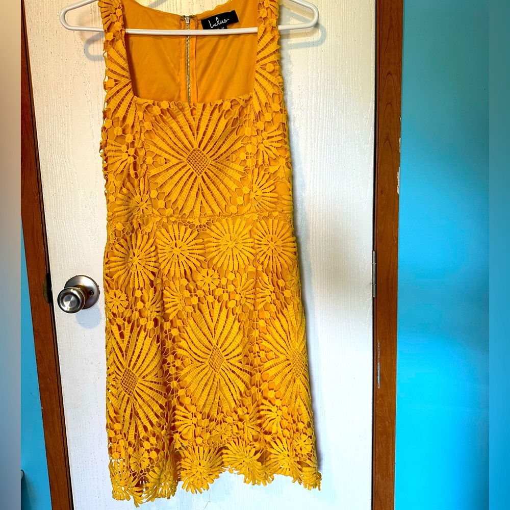 Lulus mustard yellow lace detail dress